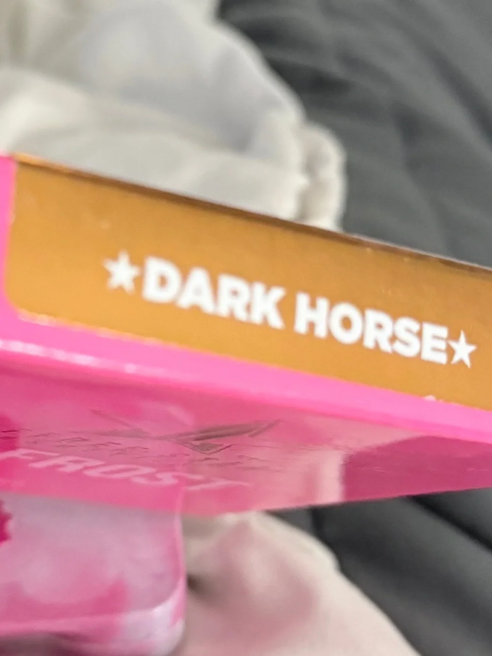 Jeffree Star NIB Skin Frost in Dark Horse